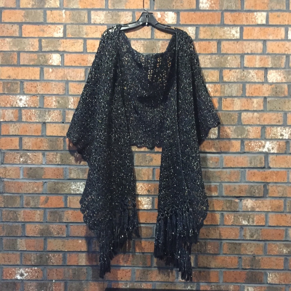 LONG BLACK SCARF WITH SILVER THREADING
